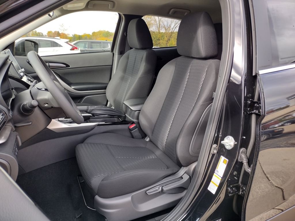 New 2026 Mitsubishi Eclipse Cross ES image 6