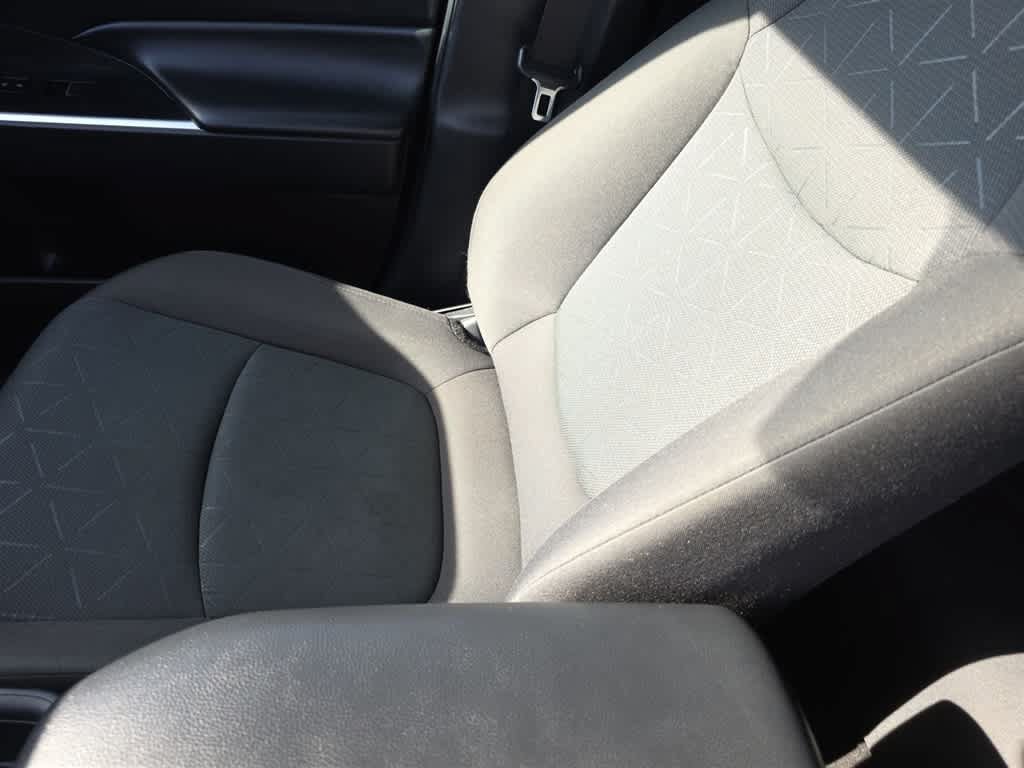 Used 2023 Toyota RAV4 XLE FWD image 27