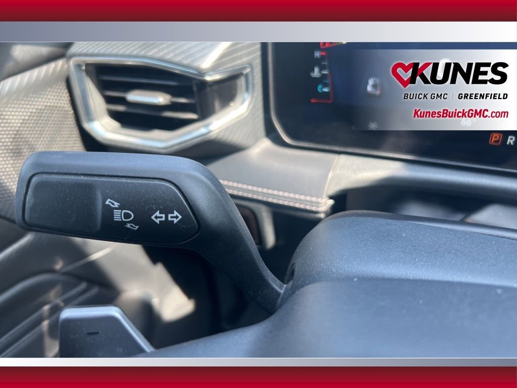 Used 2025 Ford Mustang GT Premium image 26