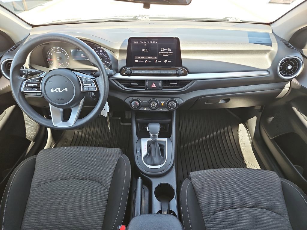 Used 2024 Kia Forte LXS image 12