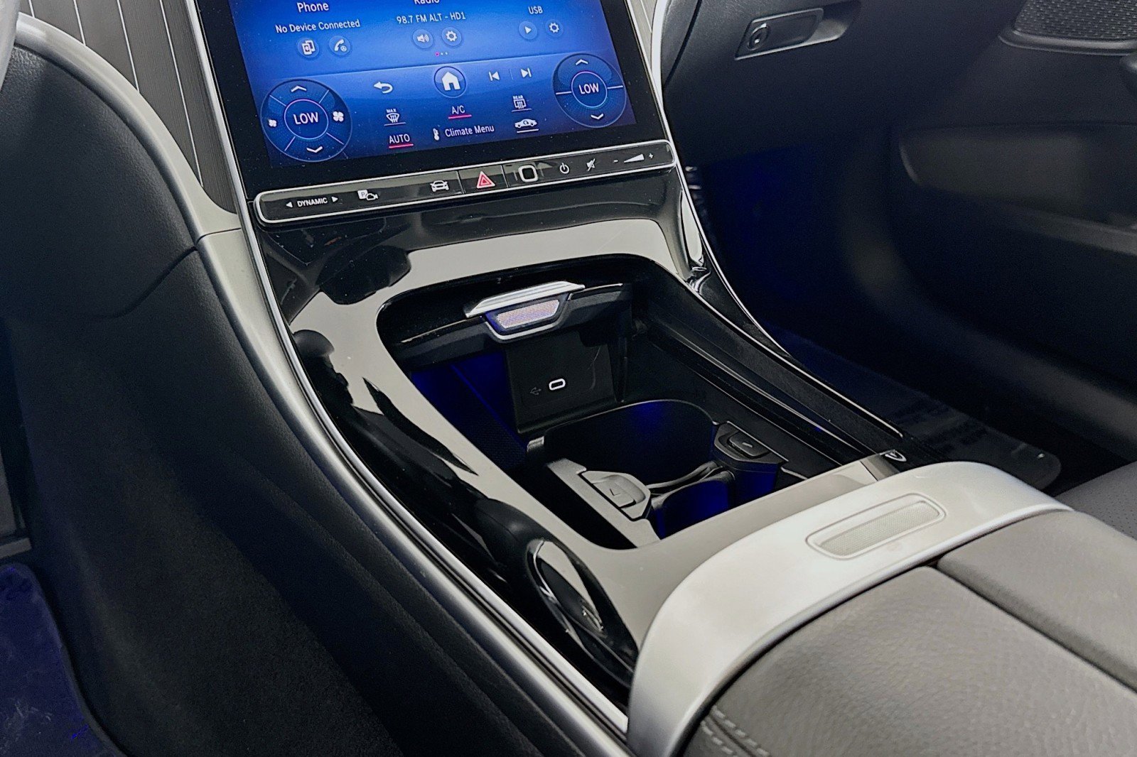 Certified 2023 Mercedes-Benz C 300 Sedan image 6