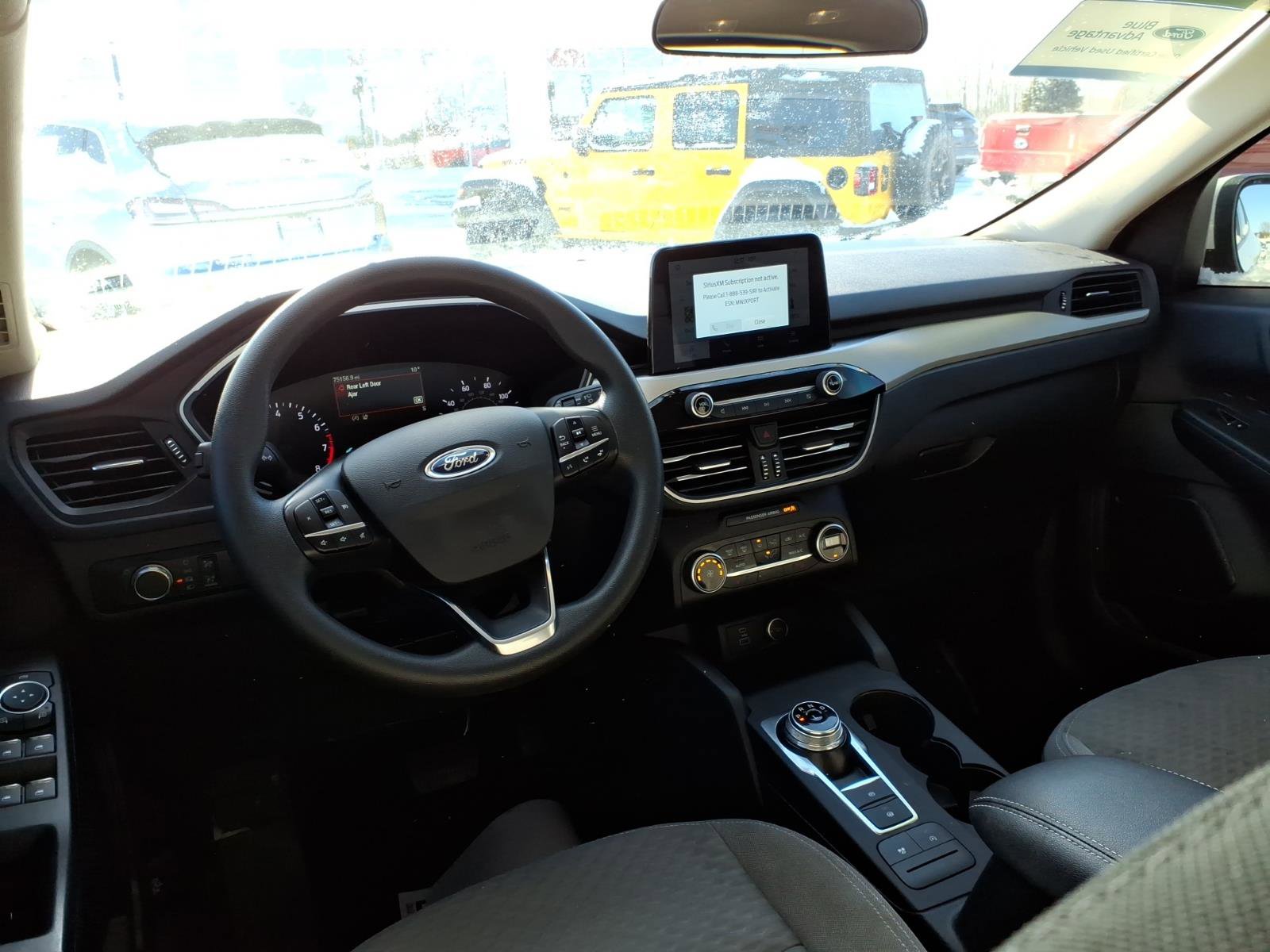 Used 2020 Ford Escape SE image 10