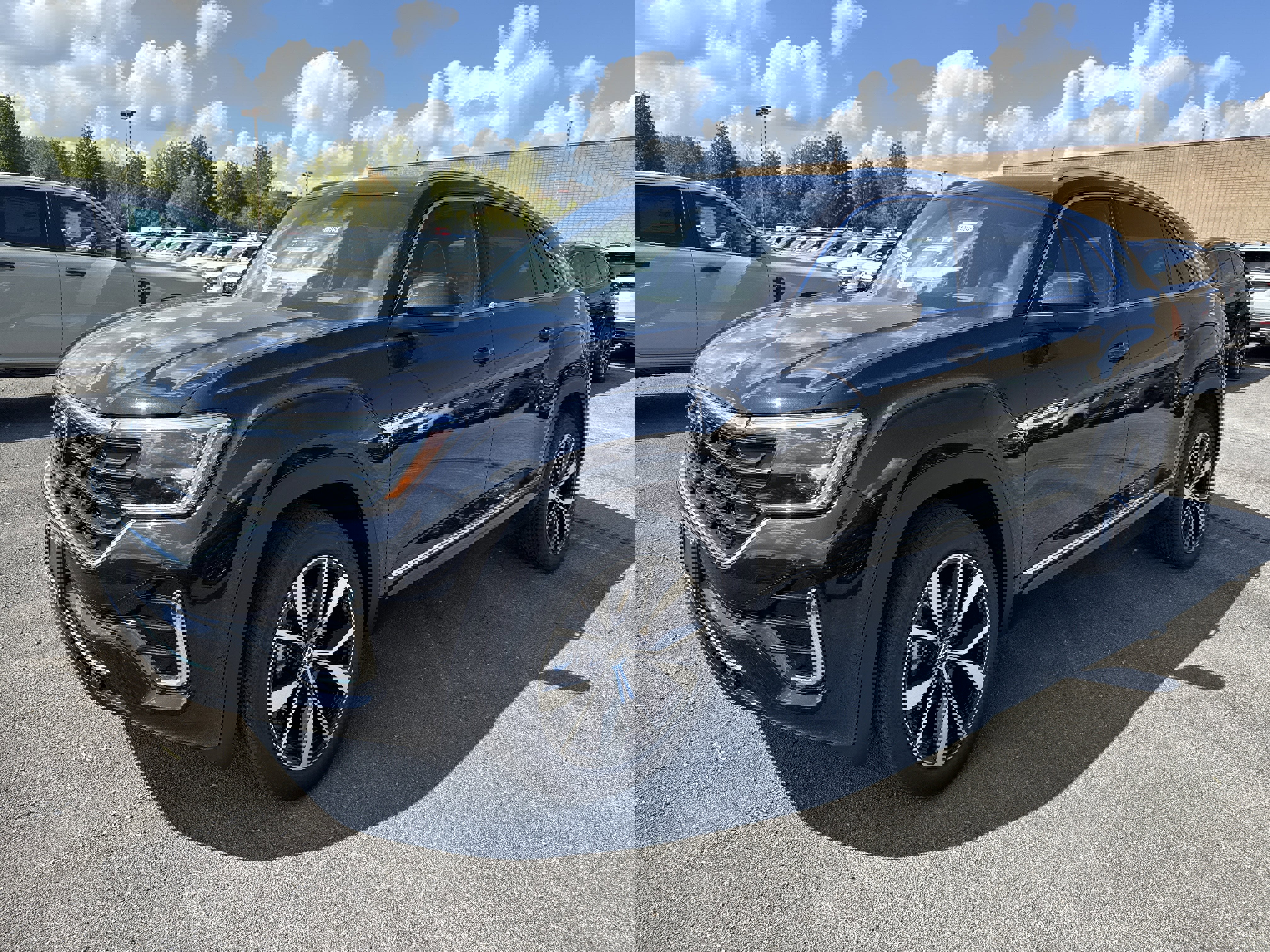 New 2026 Volkswagen Atlas Cross Sport SEL Premium R-Line image 4