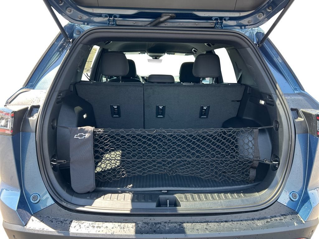 New 2026 Chevrolet Equinox LT w/ Midnight Edition FWD image 19