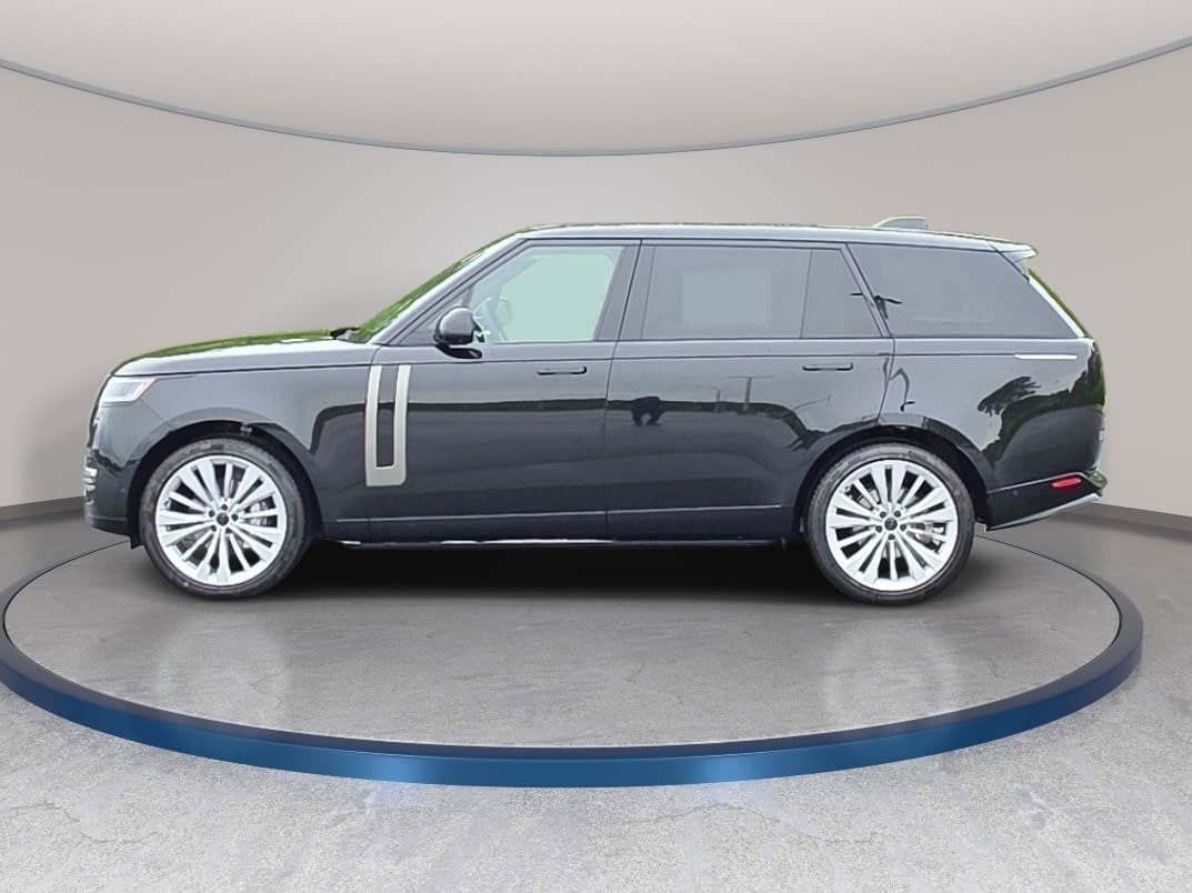 New 2026 Land Rover Range Rover Long Wheelbase SE AWD/4WD image 8