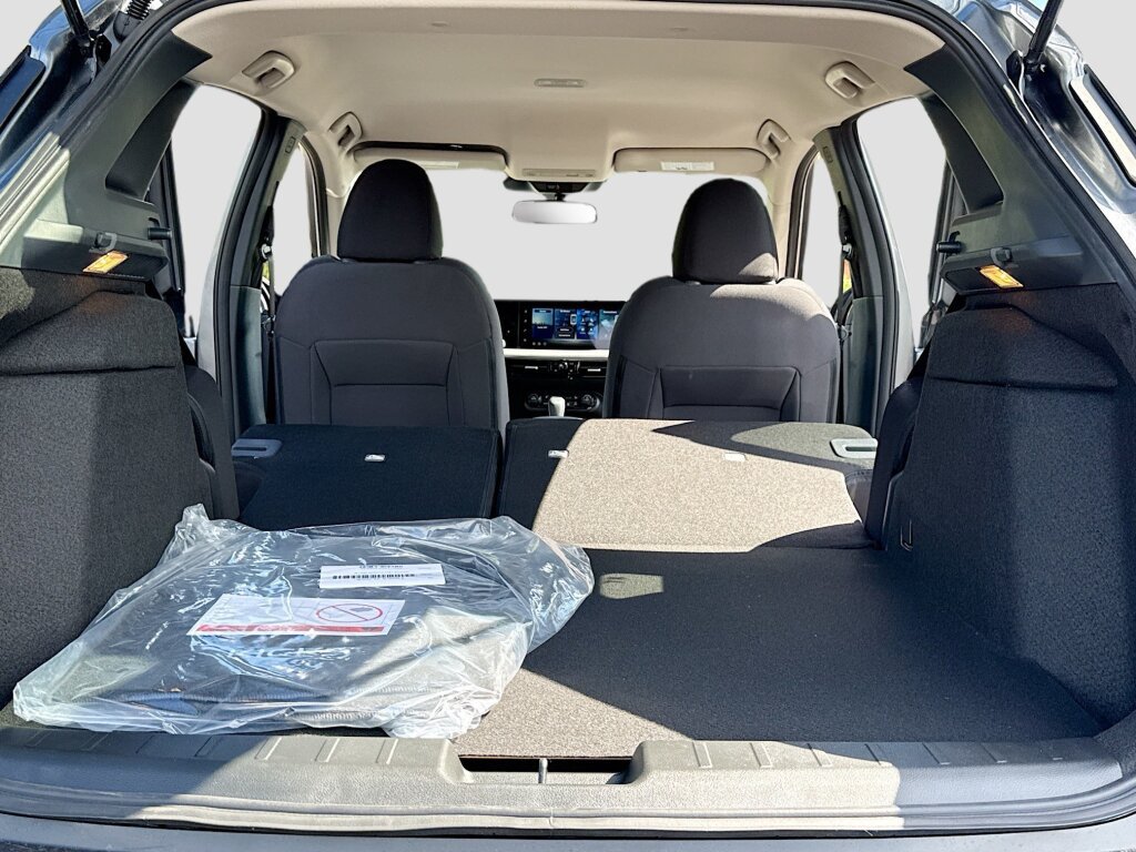 New 2026 Nissan Kicks SV w/ Cold Weather Package AWD/4WD image 7