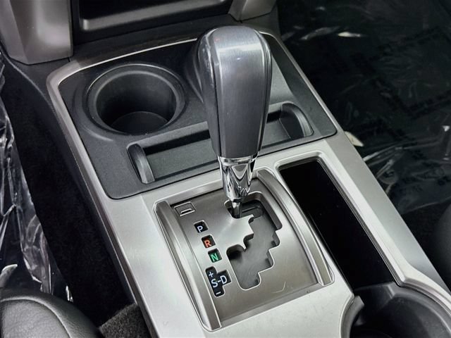 Used 2020 Toyota 4Runner SR5 AWD/4WD image 20