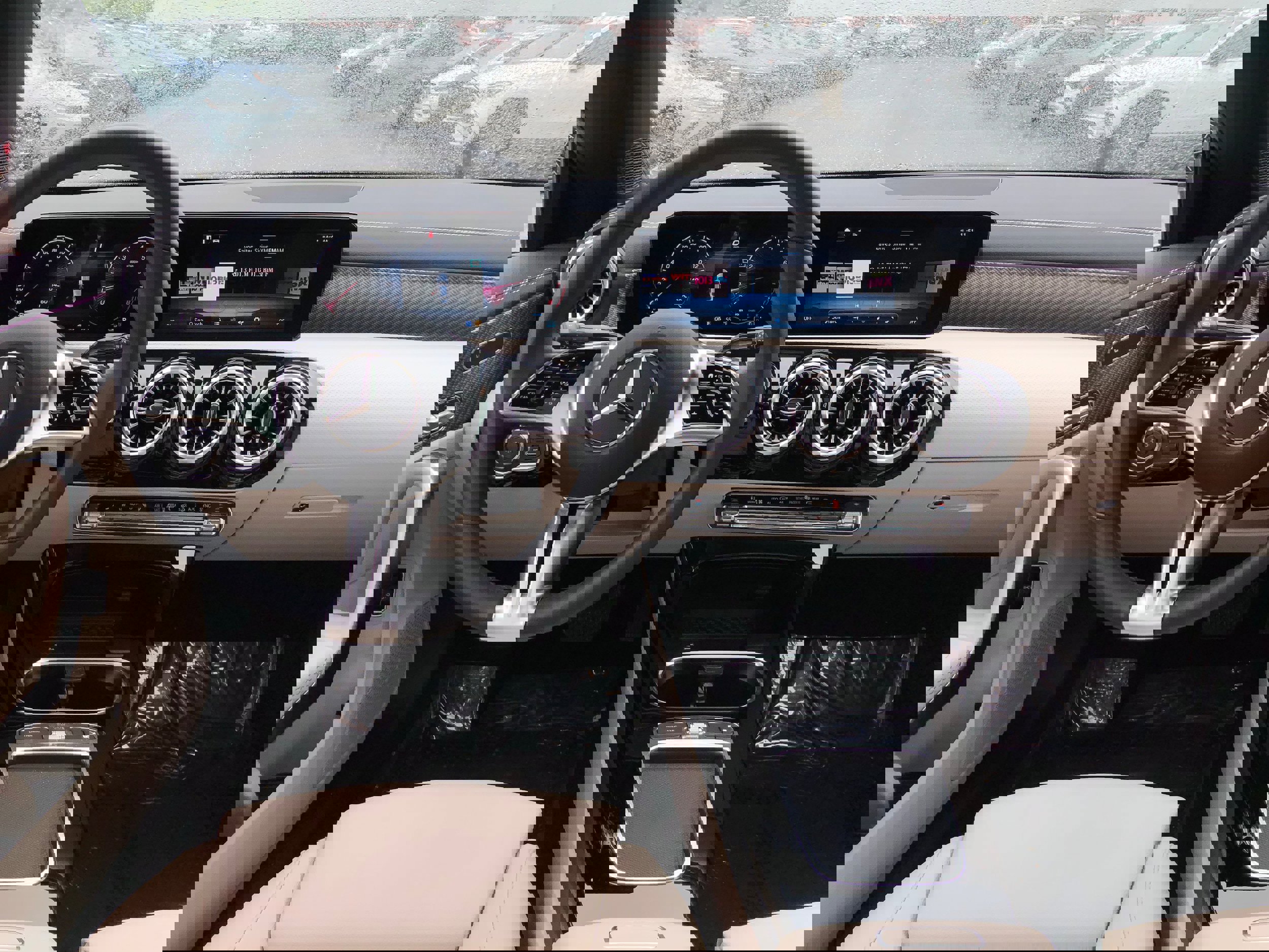 New 2025 Mercedes-Benz CLA 250 4MATIC image 17