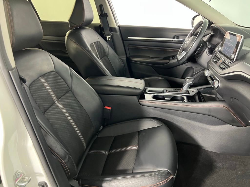 Used 2023 Nissan Altima 2.5 SR image 30