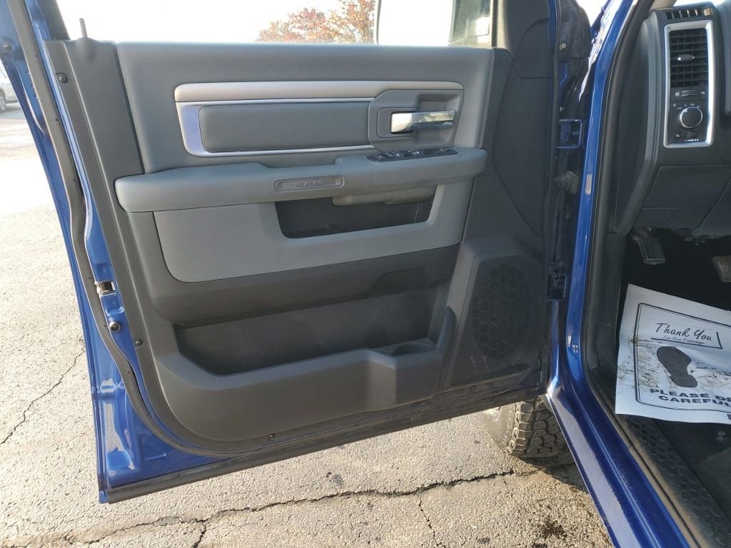 Used 2014 RAM 2500 SLT image 15