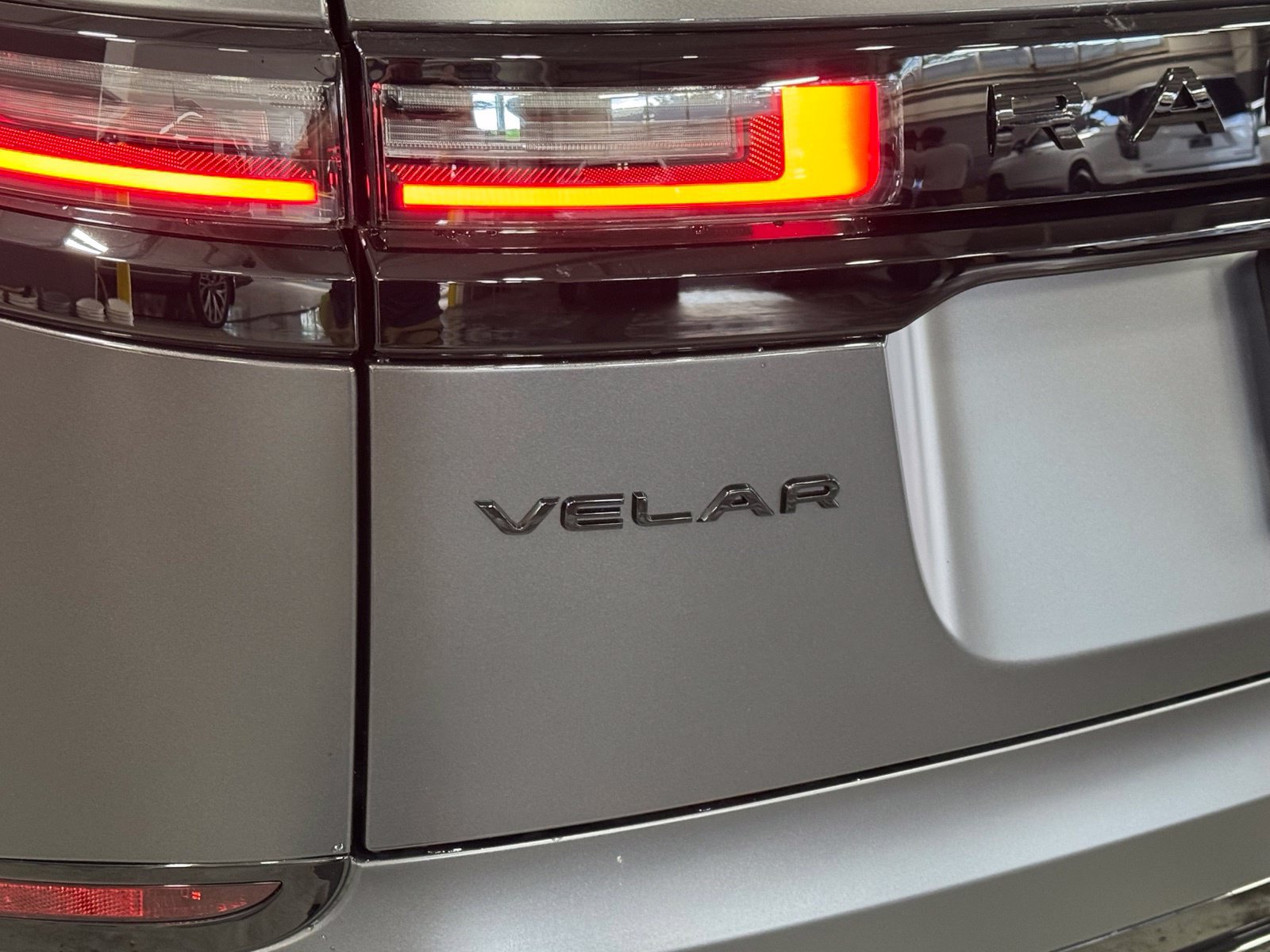 New 2026 Land Rover Range Rover Velar Belgravia AWD/4WD image 54