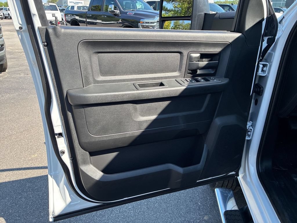 New 2026 RAM 3500 Tradesman w/ Chrome Appearance Group A AWD/4WD image 12