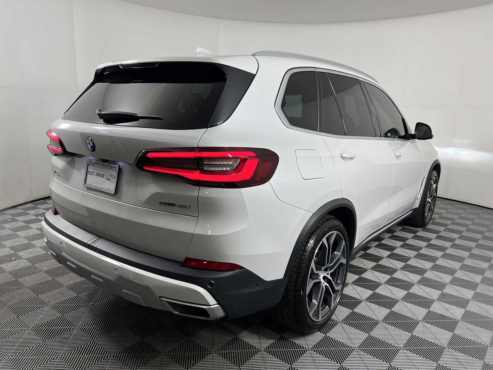 Used 2021 BMW X5 sDrive40i w/ Convenience Package image 18