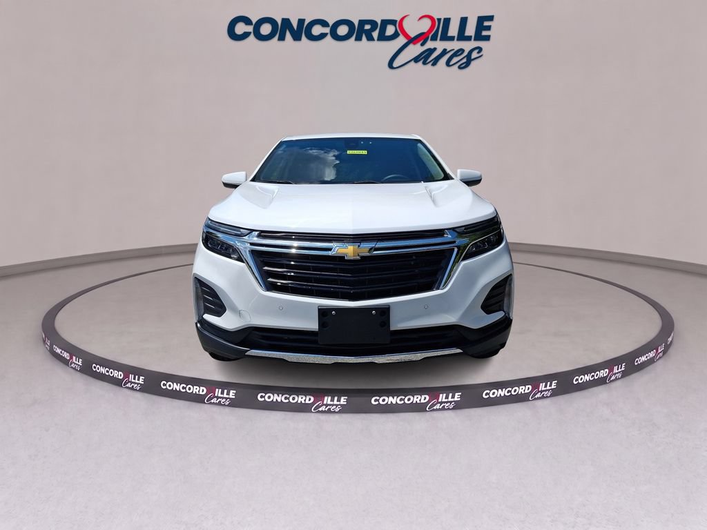 Used 2023 Chevrolet Equinox LT FWD image 2