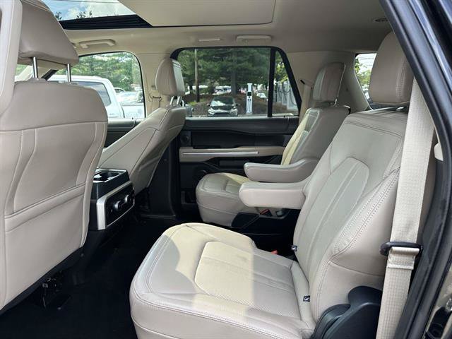 Used 2023 Ford Expedition Max Limited AWD/4WD image 33