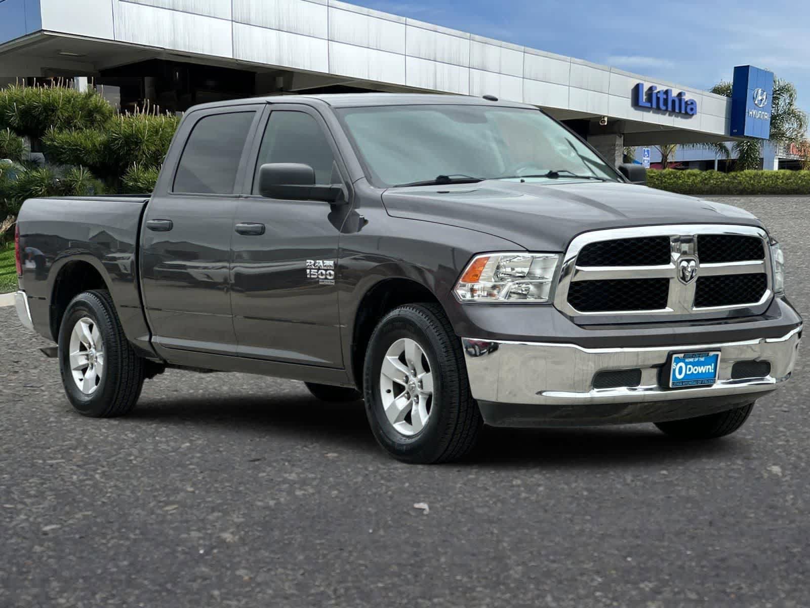 Used 2020 RAM 1500 Tradesman w/ Chrome Plus Package RWD image 10