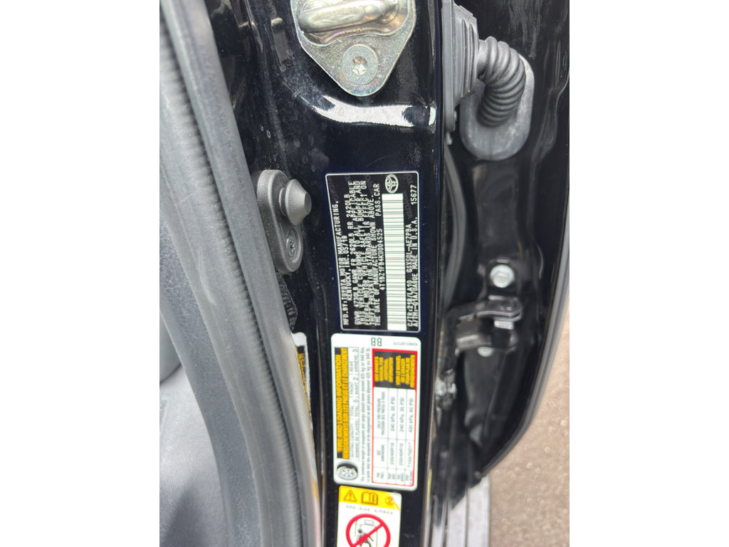 Used 2019 Toyota Avalon Limited w/ Advanced Safety Package FWD image 6