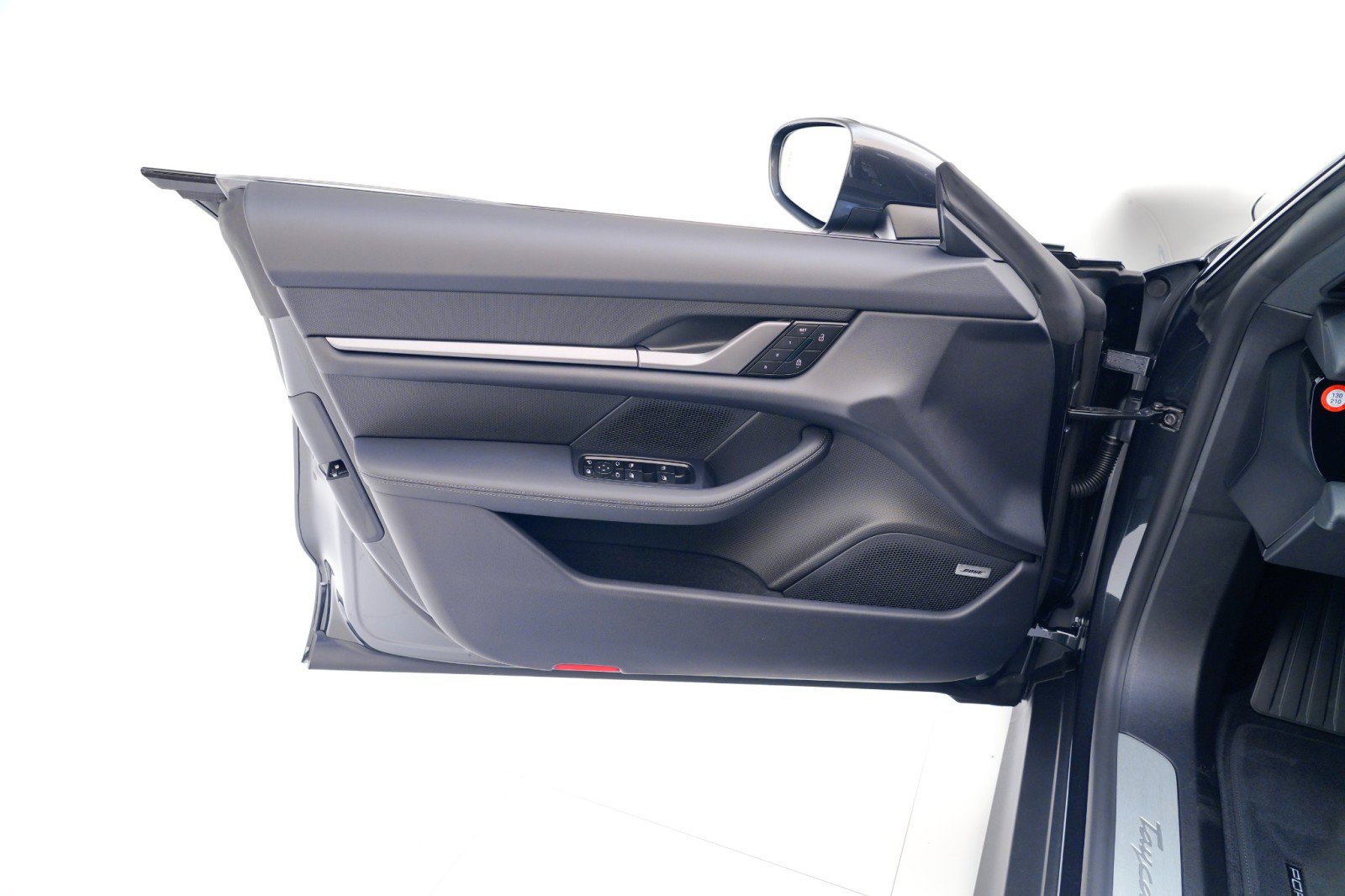 New 2026 Porsche Taycan image 23