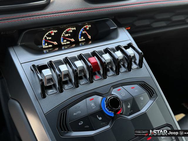 Used 2019 Lamborghini Huracan LP 580-2 RWD image 22
