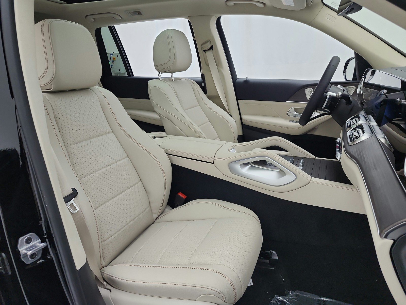 New 2027 Mercedes-Benz GLS 450 4MATIC image 14
