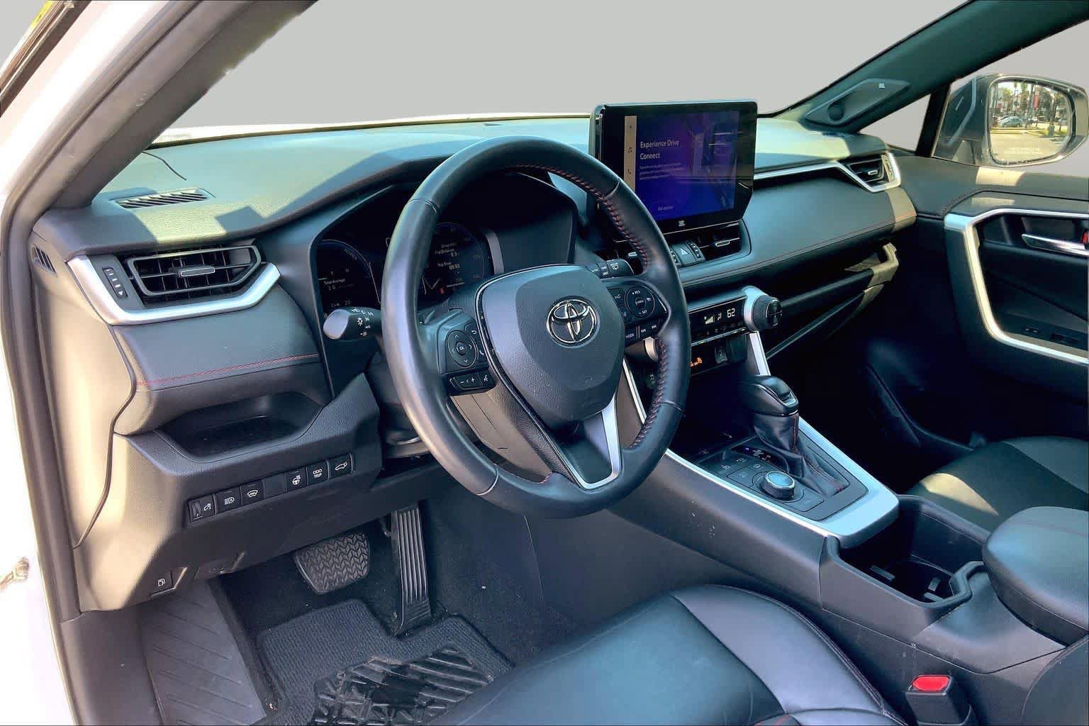 Used 2024 Toyota RAV4 XSE w/ Weather Package AWD/4WD image 17