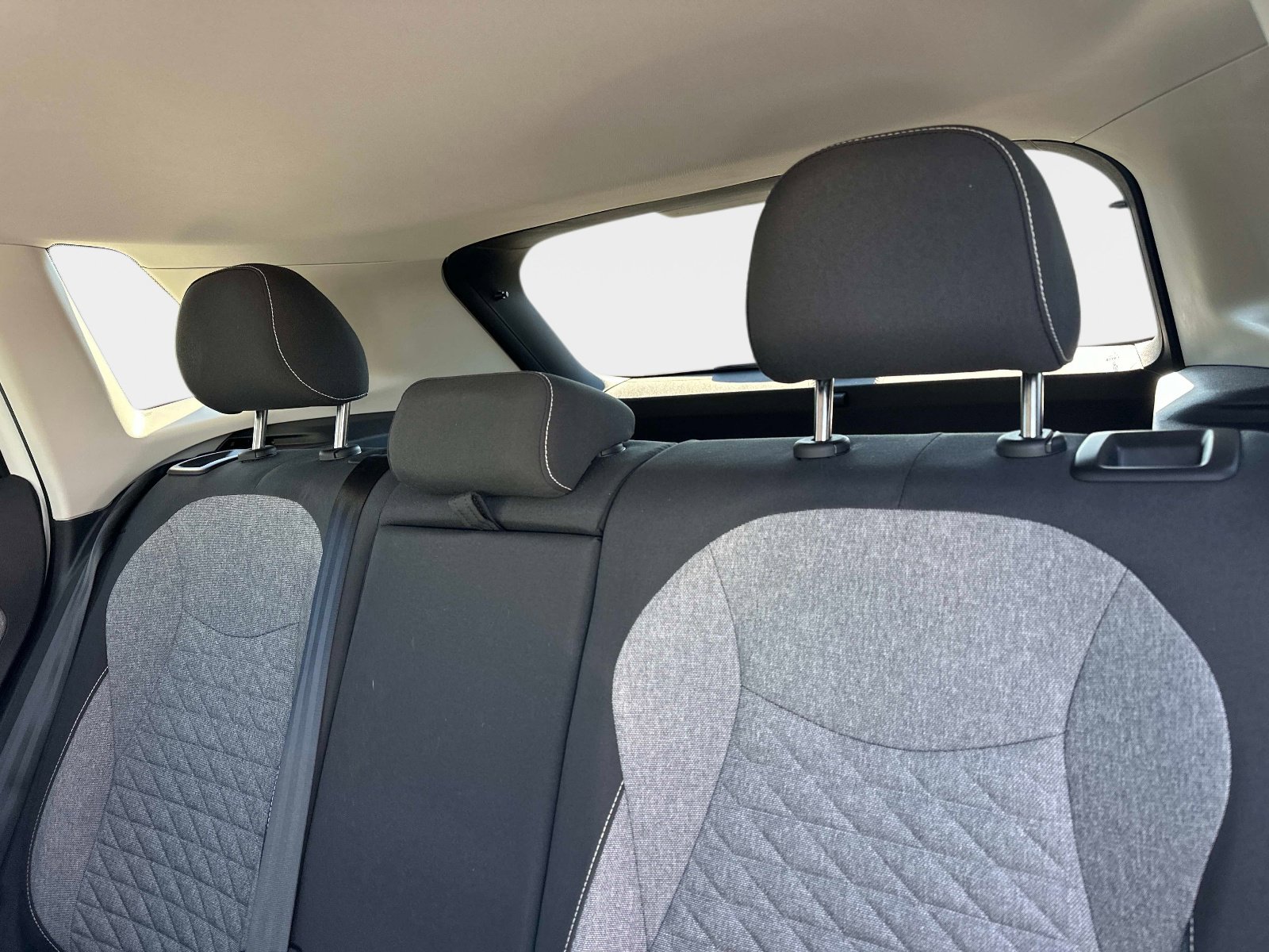 Certified 2025 Volkswagen Tiguan S image 14