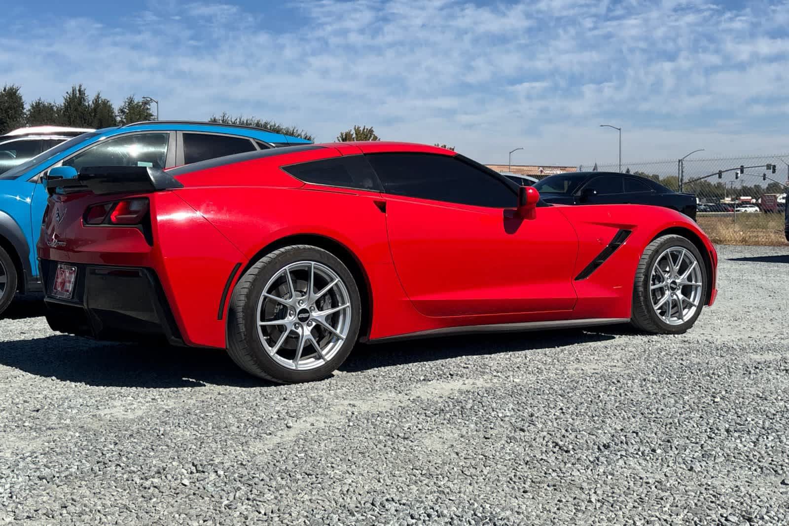 Used 2017 Chevrolet Corvette Stingray Coupe w/ 1LT RWD image 3