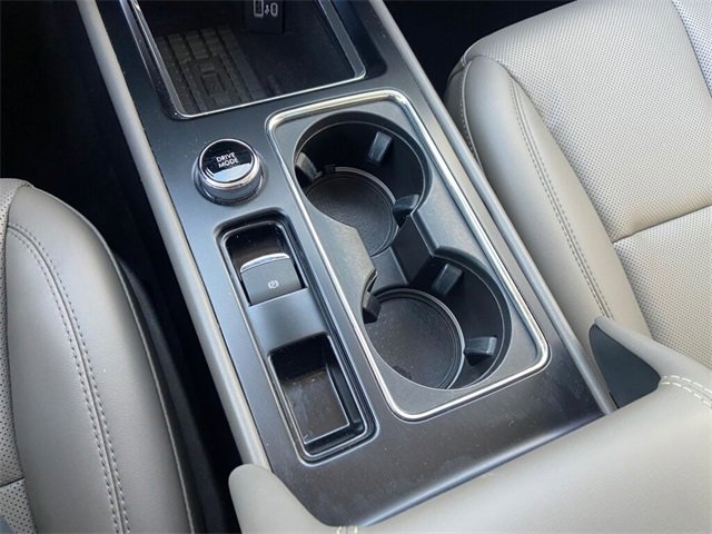 Used 2023 Lincoln Corsair AWD w/ Equipment Group 101A image 24