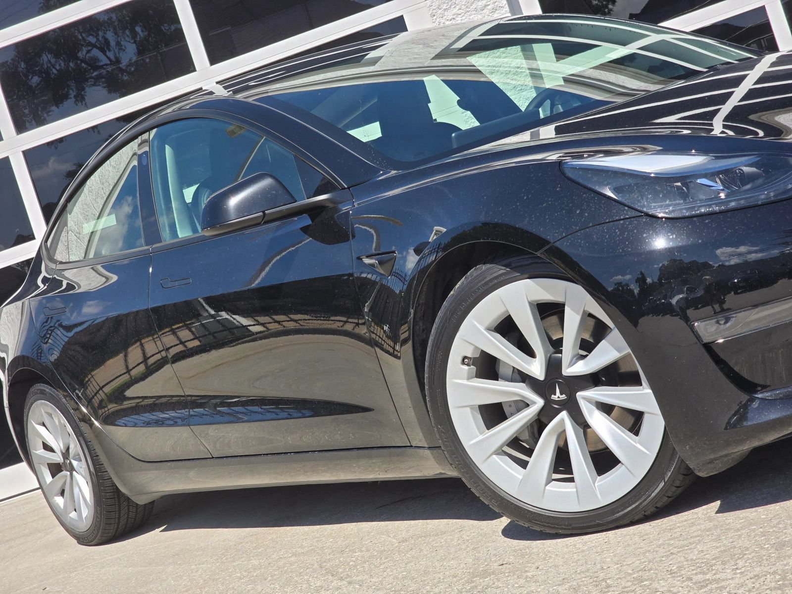 Used 2023 Tesla Model 3 Standard Range RWD image 12
