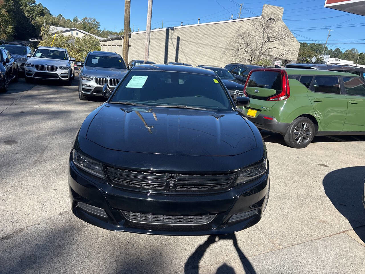 Used 2022 Dodge Charger SXT w/ Blacktop Package image 3