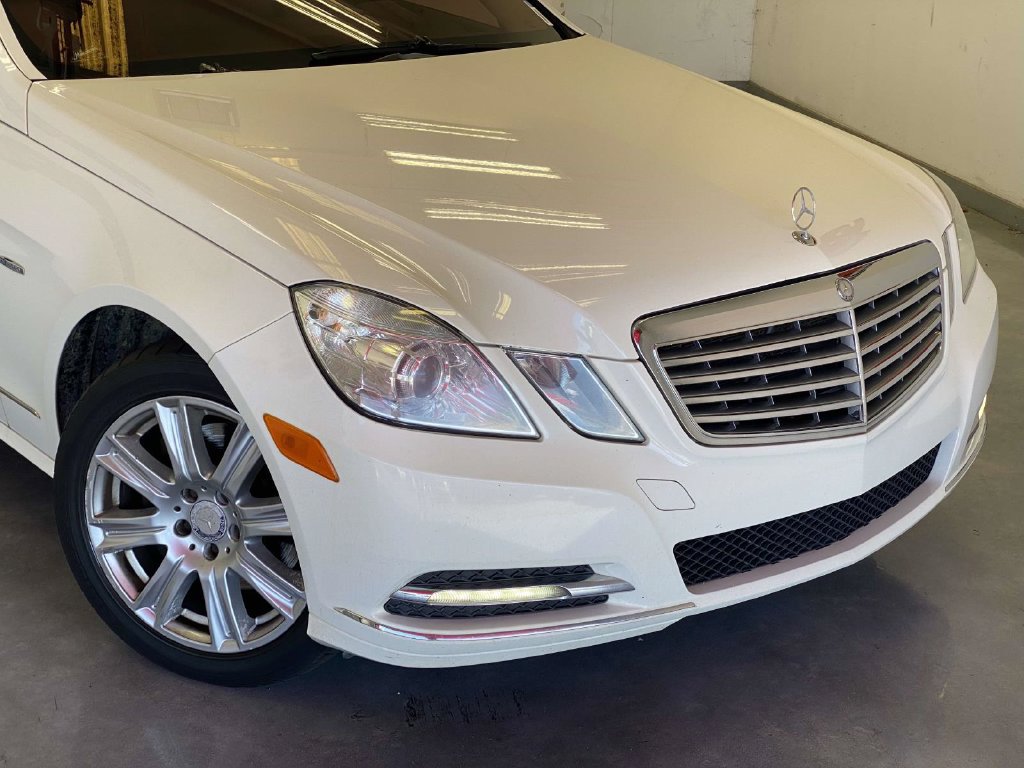 Used 2012 Mercedes-Benz E 350 4MATIC Sedan image 10