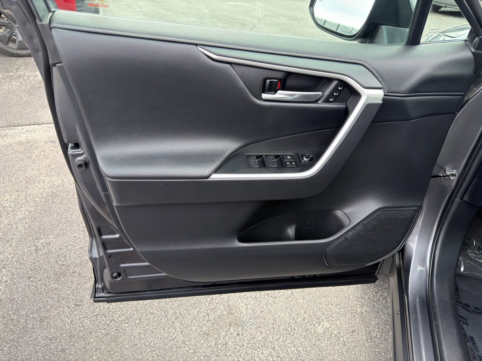 Used 2021 Toyota RAV4 Limited w/ Limited Grade Weather Package image 13