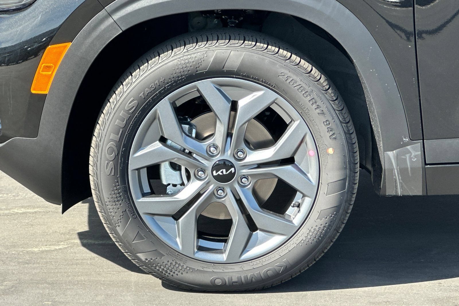 New 2026 Kia Seltos LX FWD image 24