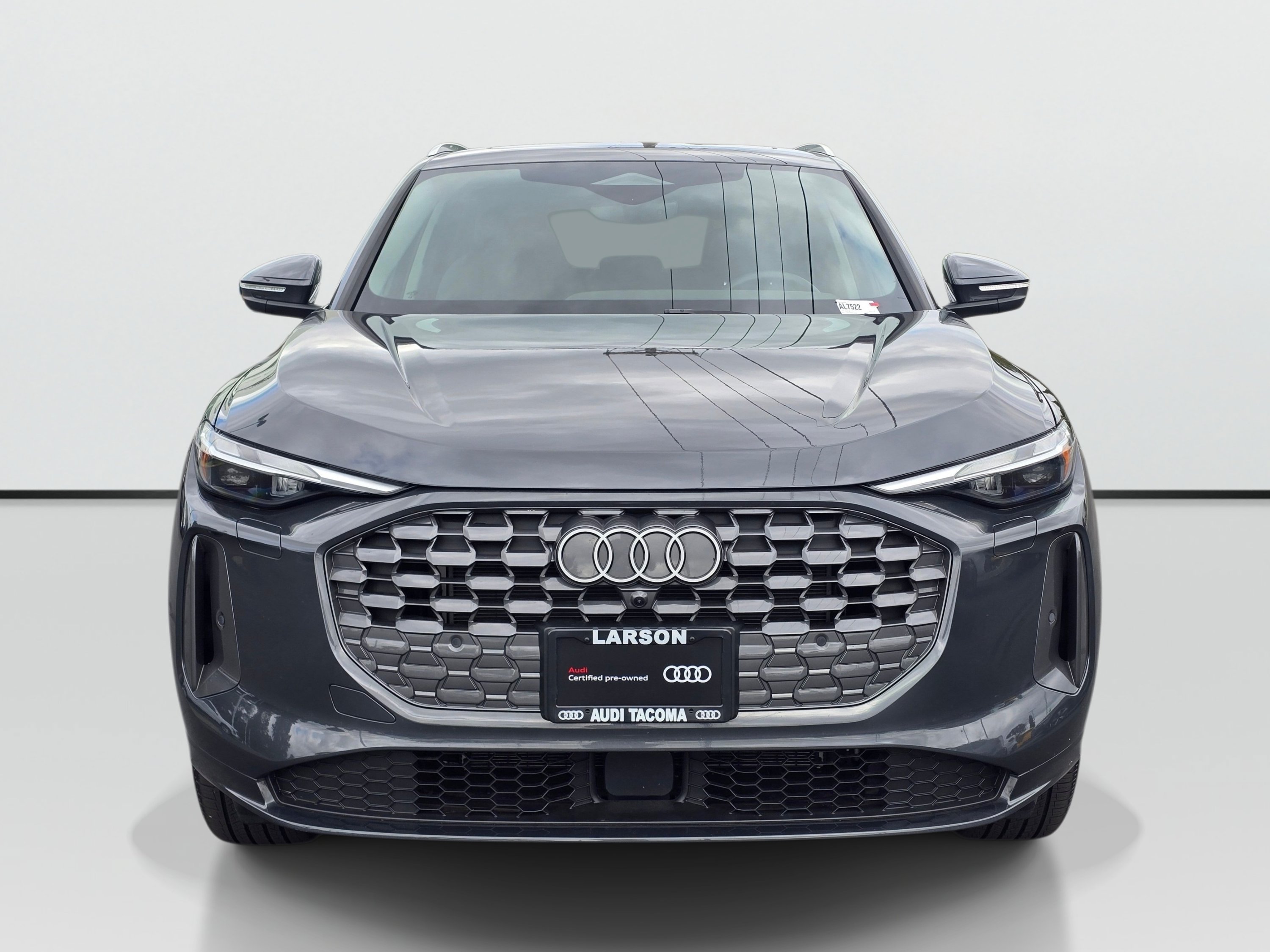 Certified 2025 Audi Q5 Premium AWD/4WD image 8