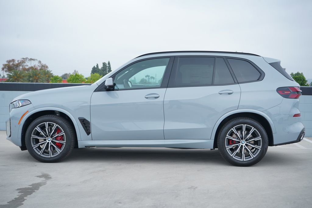 New 2026 BMW X5 sDrive40i w/ M Sport Package image 4