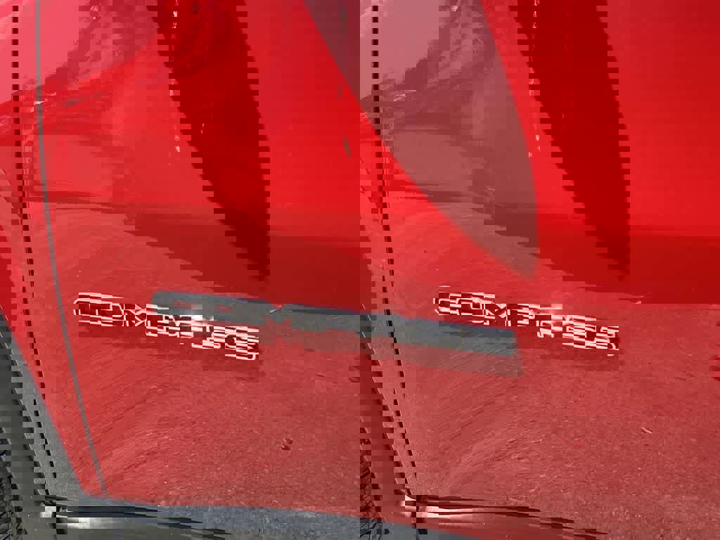 Used 2023 Jeep Compass Latitude image 10