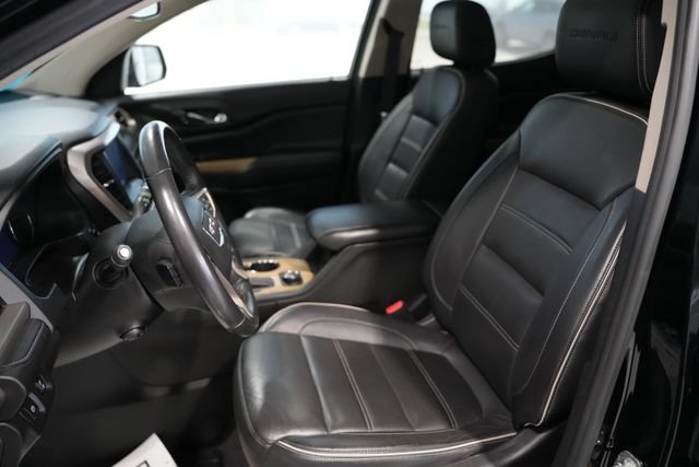 Used 2017 GMC Acadia Denali w/ Technology Package AWD/4WD image 12