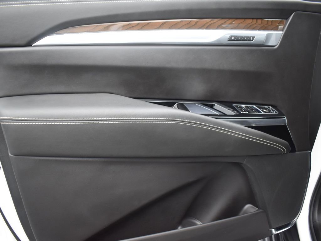 Certified 2025 Cadillac Escalade Sport Platinum image 11