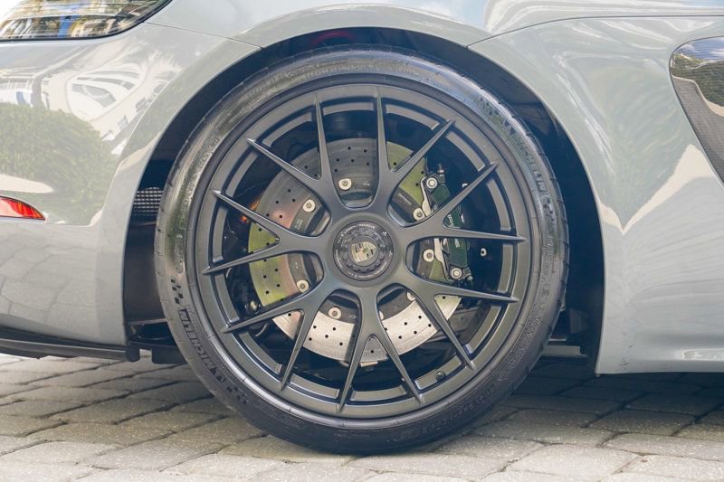 Used 2024 Porsche 718 Cayman GT4 RS image 32