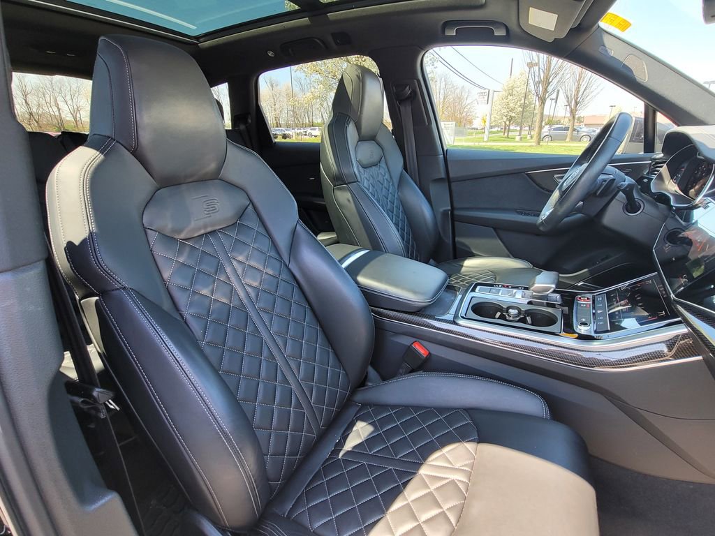 Used 2021 Audi SQ7 Premium Plus w/ Driver Assistance Package image 21