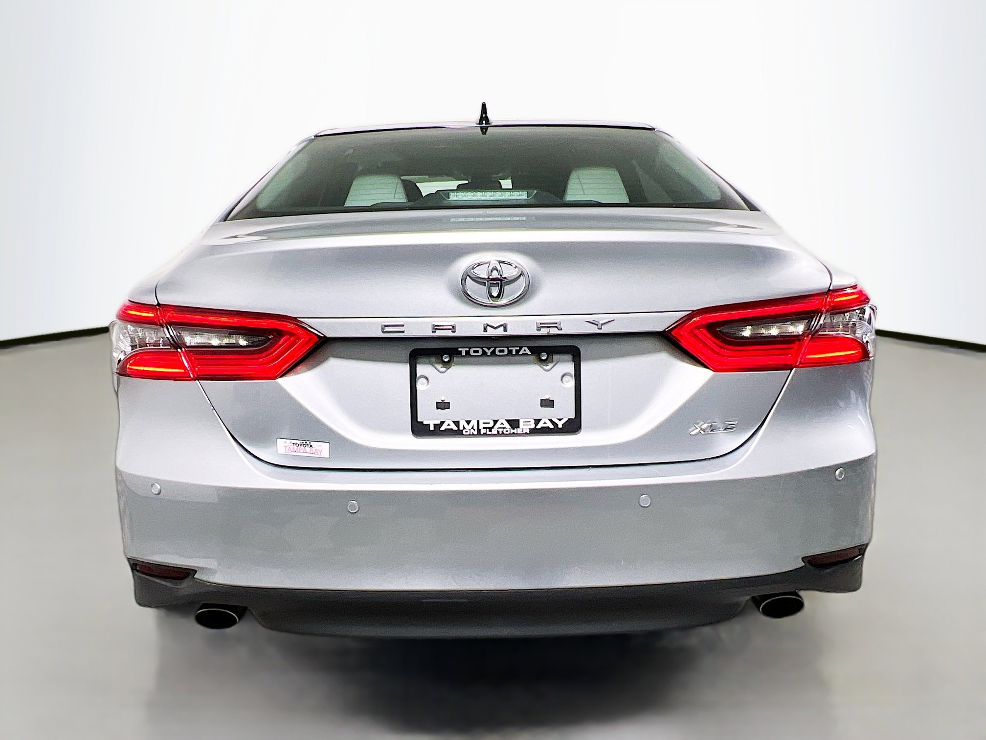 Used 2024 Toyota Camry XLE w/ Navigation Package image 6