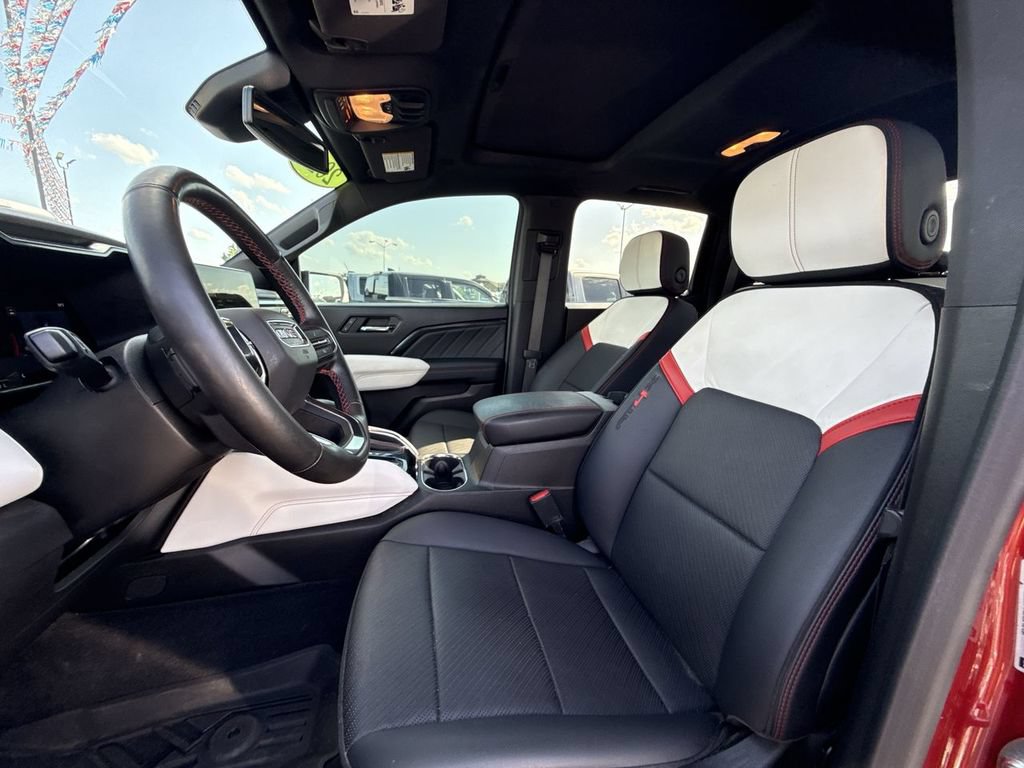 Used 2024 GMC Canyon AT4X AWD/4WD image 21