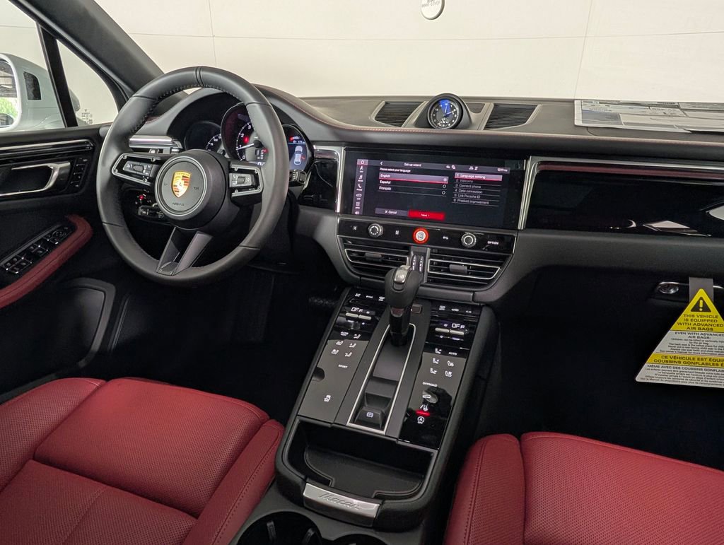 New 2026 Porsche Macan image 22