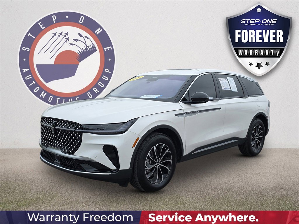 Used 2025 Lincoln Nautilus Premier w/ Equipment Group 102A