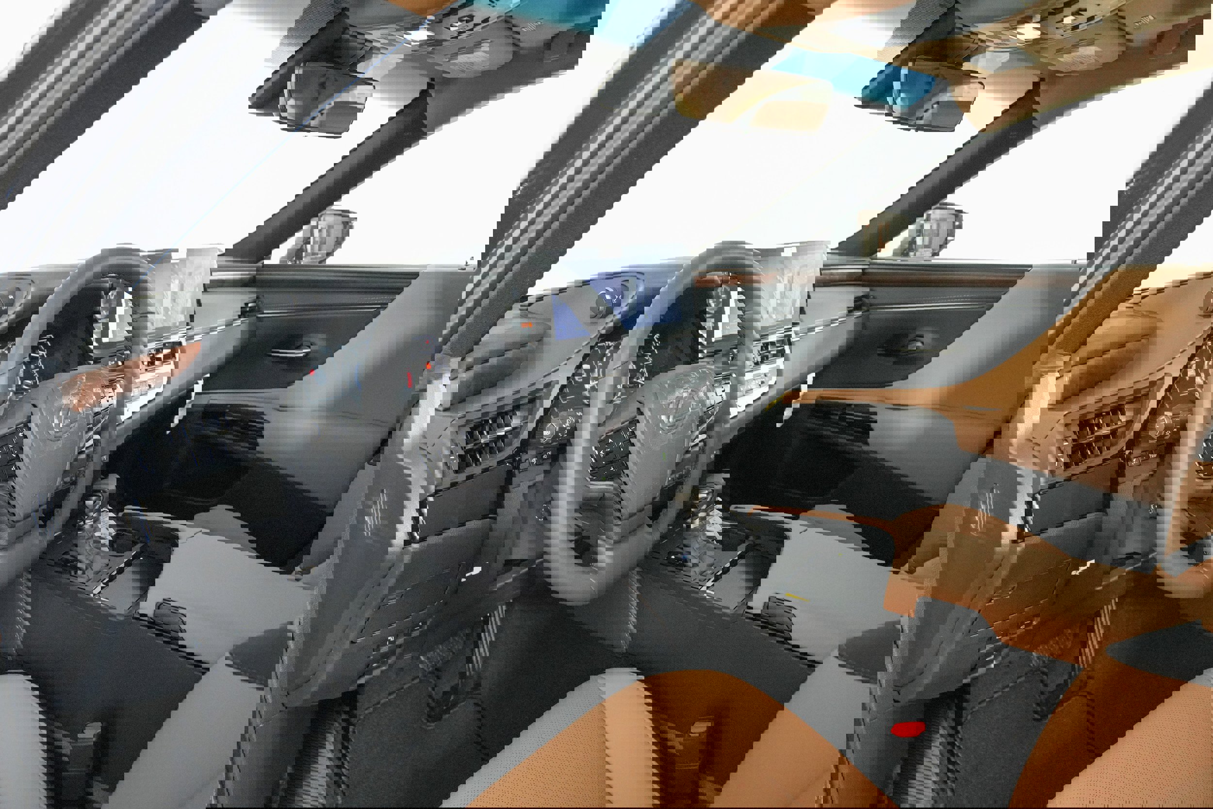 New 2025 Lexus ES 350 w/ Premium Package image 9