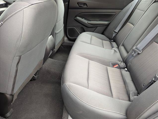 Used 2024 Nissan Altima 2.5 SV FWD image 17