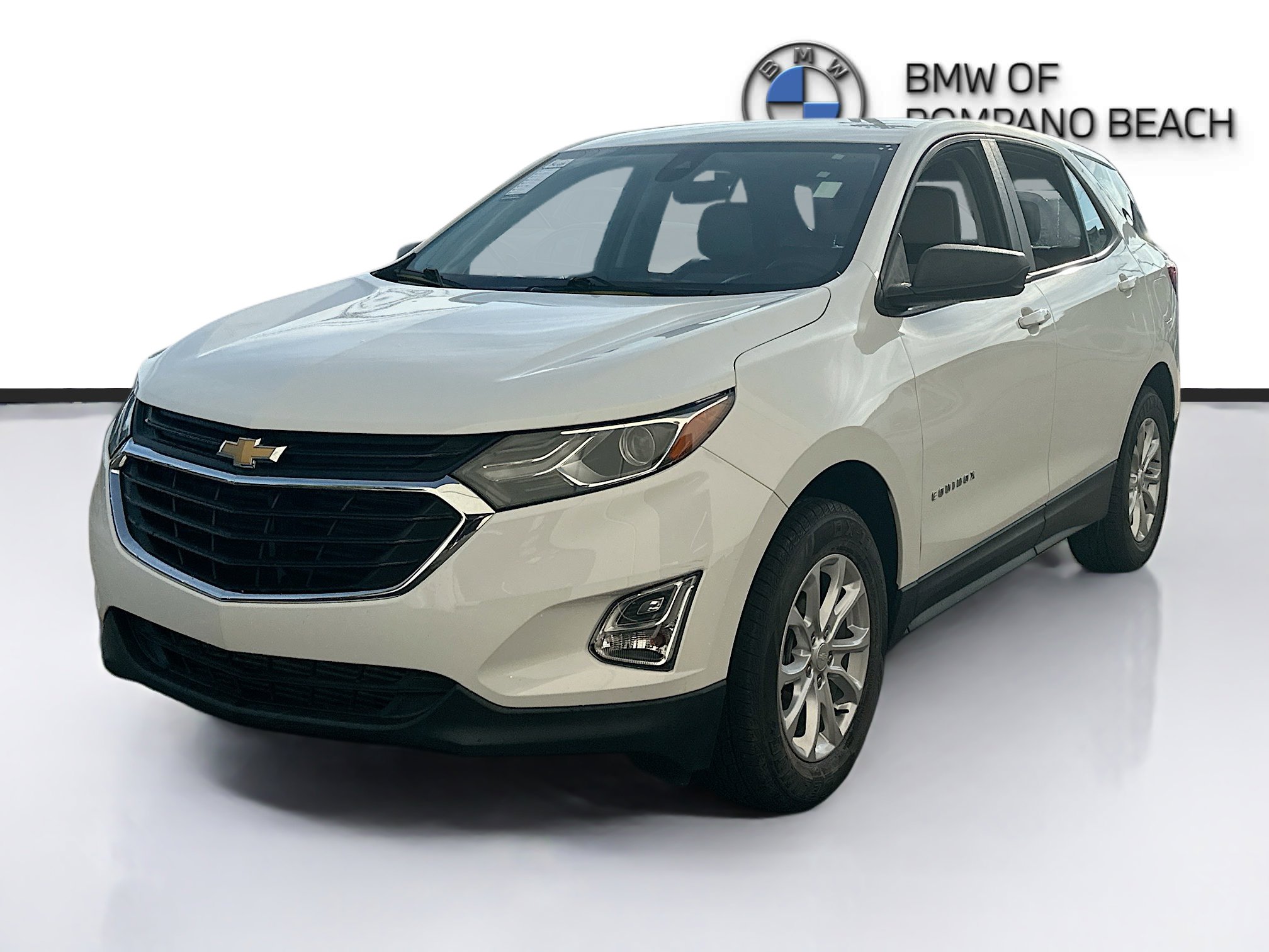 Used 2020 Chevrolet Equinox LS image 3