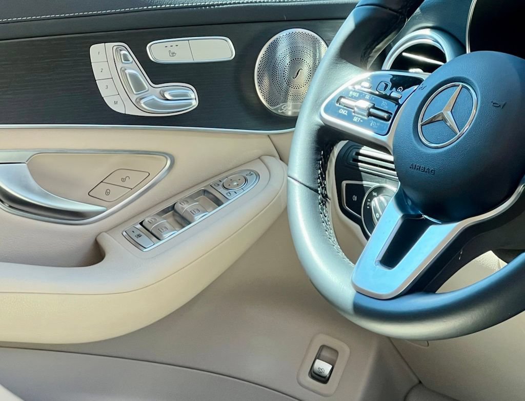 Certified 2023 Mercedes-Benz GLC 300 4MATIC Coupe image 17