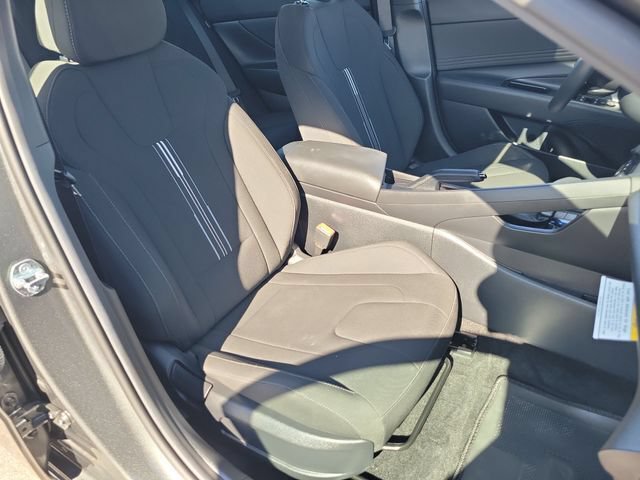 Certified 2026 Hyundai Elantra Sport FWD image 21