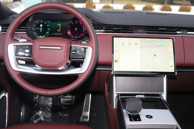 New 2026 Land Rover Range Rover SE image 4